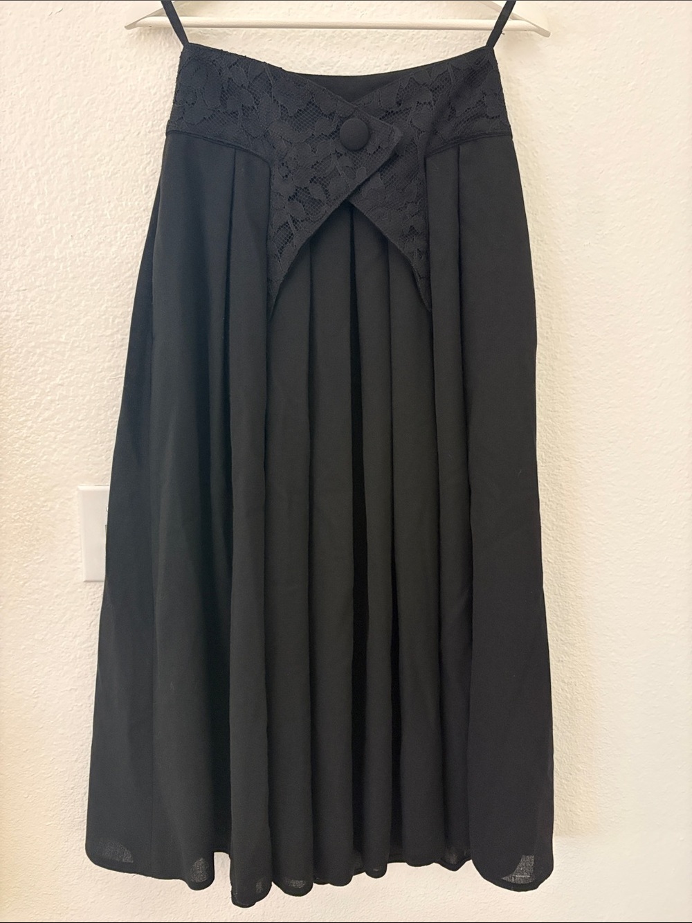 Vintage Black Lace Band Skirt